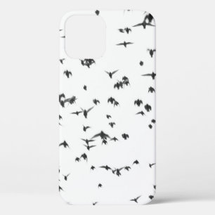 空の飛んでいる黒鳥 iPhone 12ケース