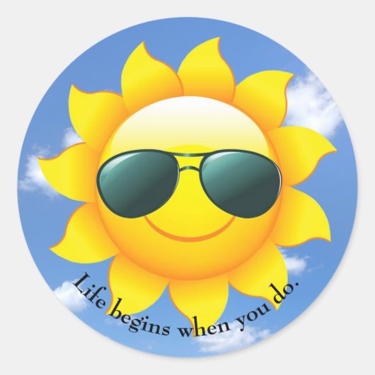空の黄色い太陽にサングラスと引用文 ラウンドシール (正面)