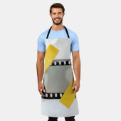 空の35mmフィルムフレーム、黄色のストリップ。 エプロン (着用した状態)