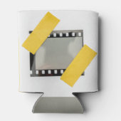 空の35mmフィルムフレーム、黄色のストリップ。 缶クーラー (裏面)