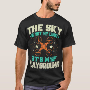 空は私の遊び場Drの限界ではあおもしろいらない。 Tシャツ