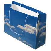 空は青、白い雲が通り過ぎている ラージペーパーバッグ (正面アングル)