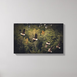 空を飛ぶガチョウ 14" x 11", 厚さ1.5", 単品 キャンバスプリント