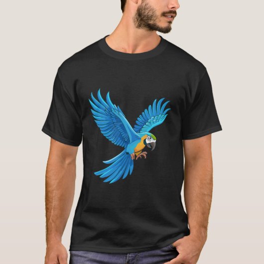 空を飛ぶ青いコンゴウインコ Tシャツ (正面)