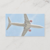 空を飛ぶ飛行機が近づく 名刺 (裏面)