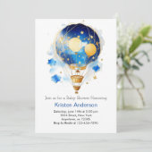 空中の青い熱気球の男の子のベイビーシャワー 招待状 (スタンド正面)