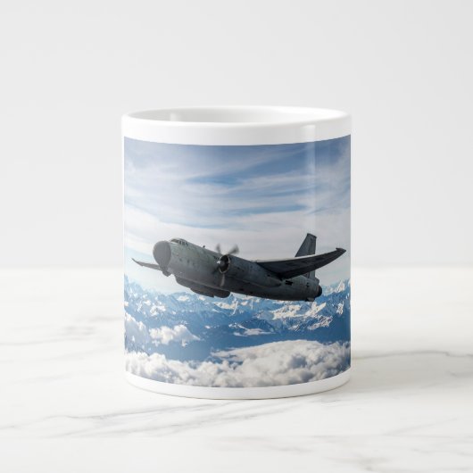 空中の飛行機 ジャンボコーヒーマグカップ (正面)