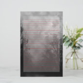 空幽霊のよく出る文房具（赤い線） 便箋 (スタンド正面)