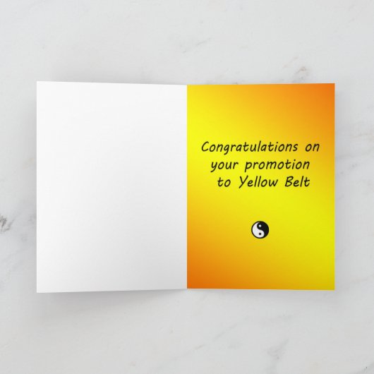 空手のドラゴンの黄色ベルトのプロモーションの挨拶状 カード (内部)