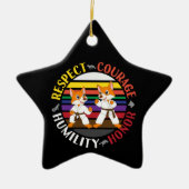 空手の価値観 – かわいいスパーリングキツネシルエット セラミックオーナメント (正面)