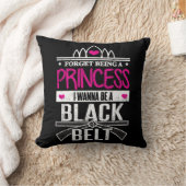 空手の女の子はプリンセスをです黒帯忘れます クッション (ブランケット)