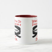 空手の黒帯は私のお父さん1を好みます マグカップ (中央)