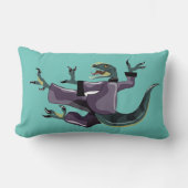 空手を行うラプターのイラストレーション。 ランバークッション (正面)