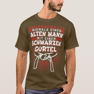 空手アルテンマンミットシュワルツェンホテルカラートレーヌ Tシャツ
