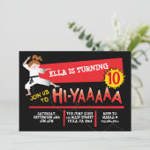 空手ガールキックレッドバースデーパーティーの招待 招待状 (スタンド正面)