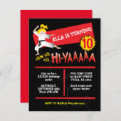 空手ガールキックレッドバースデーパーティーの招待 招待状 (正面/裏面)