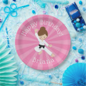 空手バースデーパーティーガールピンク ペーパープレート (パーティー)