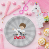 空手ボーイレッド武術アーツ誕生日紙プレート ペーパープレート (パーティー)