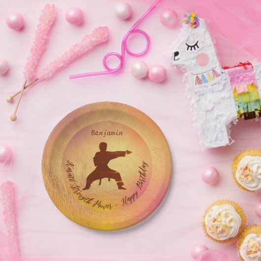 空手モダン武術アーツハッピーバースデー ペーパープレート (パーティー)