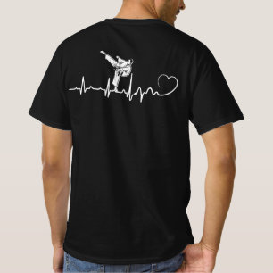 空手家用の空手の鼓動プレゼント Tシャツ