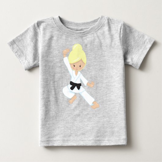 空手少女、かわいい女の子、黒帯、金髪 ベビーTシャツ (正面)