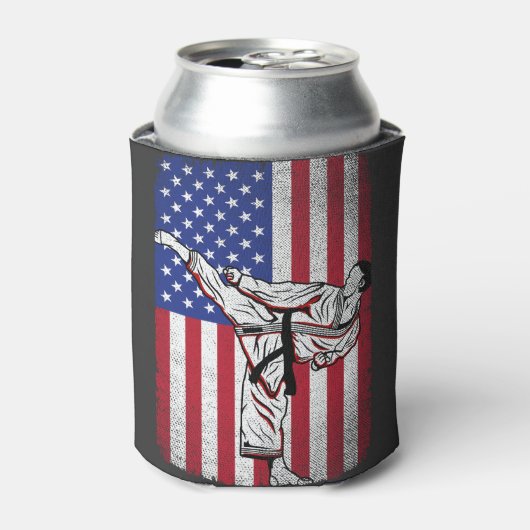 空手武術アーツUSAアメリカ国旗の男女性 缶クーラー (缶正面)