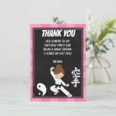 空手茶色髪の女の子パーティー感謝カード 招待状 (スタンド正面)