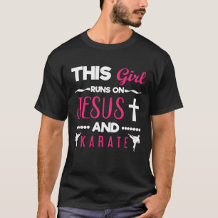 空手走女の子 Tシャツ