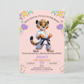 空手 武術 動物 アーツ少女の誕生日パーティー 招待状 (スタンド正面)