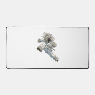 空手Komondor – フワフワ戦闘犬 デスクマット