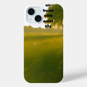 空気が静かに漂う iPhone 15ケース
