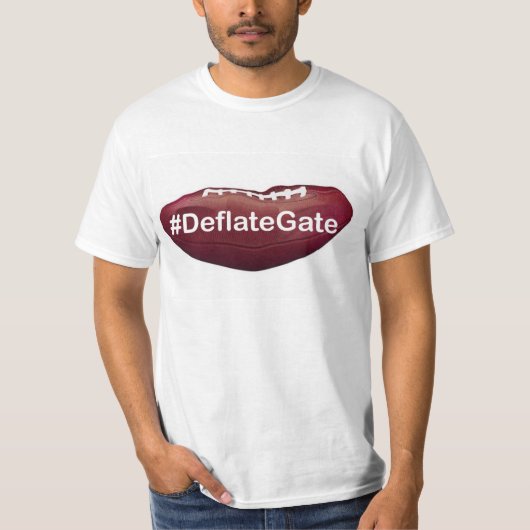 空気を抜かれたフットボールの#DeflategateのTシャツ Tシャツ (正面)