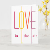 空気中に愛が漂う タイポグラフィ バレンタインデー モダン カード (黄色い花)