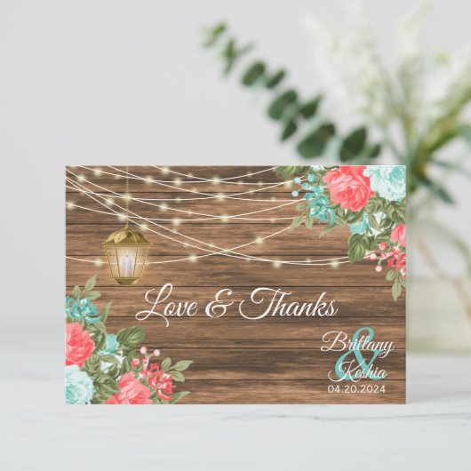 -空白の木材、ランタンとティール(緑がかった色)、サンゴフローラ サンキューカード (スタンド正面)