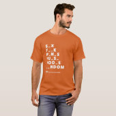 空白を埋めるおもしろいと巧妙なデザイン Tシャツ (正面フル)