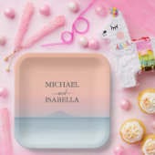 空結婚の夕日の下の海の向こうにある ペーパープレート (パーティー)