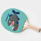 空腹のおもしろいピラニア漫画イラストレーション 卓球ラケット (横)