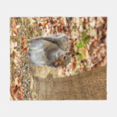 空腹リス フリースブランケット (正面(横))