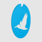 空色と白のアメリカンペリカンの飛行 オーナメント (正面)