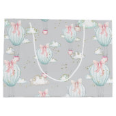 空色及びピンクの熱気の気球 ラージペーパーバッグ (裏面)