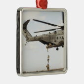 空軍の分隊が戦闘インサートを実施4 メタルオーナメント (右)