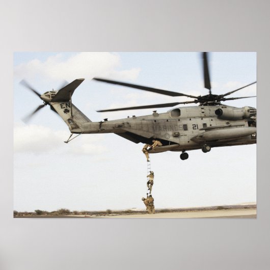 空軍の分隊戦闘機が戦闘用インサートを実施2 ポスター (正面)