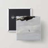 空軍の分隊戦闘機が戦闘用インサートを実施2 缶バッジ (正面&裏面)