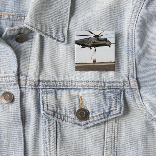 空軍の分隊戦闘機が戦闘用インサート3を実施 缶バッジ (インサイチュ)