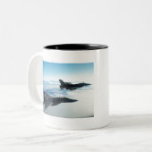 空軍戦闘機 ツートーンマグカップ (正面左)