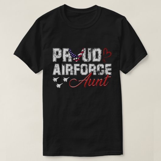 空軍誇りを持ったおばさん米国ハート軍隊女性 Tシャツ (デザイン正面)