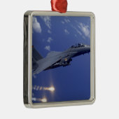 空軍F-15Eストライクイーグル メタルオーナメント (右)