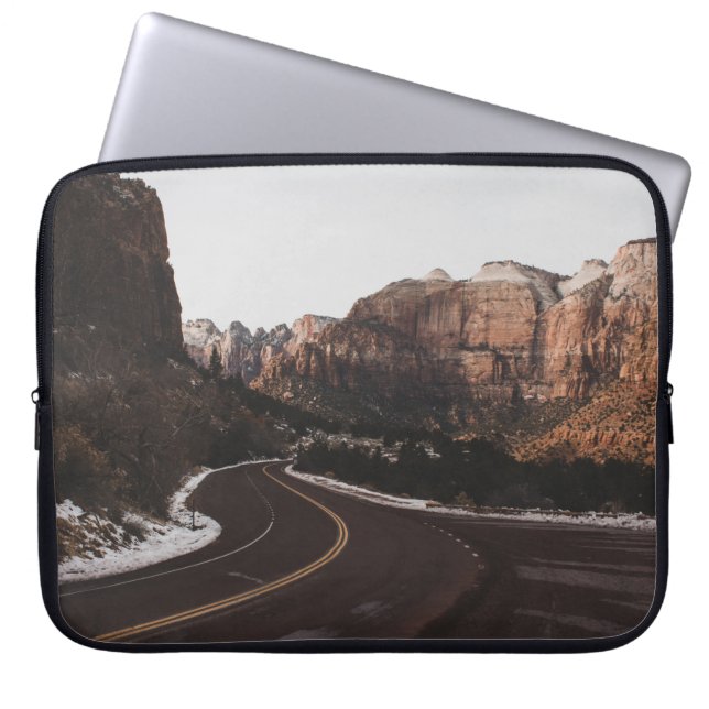 空道 ラップトップスリーブ (正面)