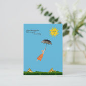 空飛ぶ女性と傘の世界旅行者カード ポストカード (スタンド正面)