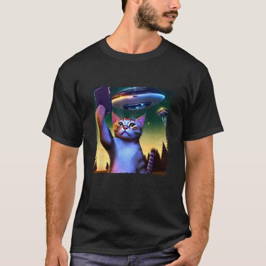 空飛ぶUFO猫の自撮り Tシャツ (正面)